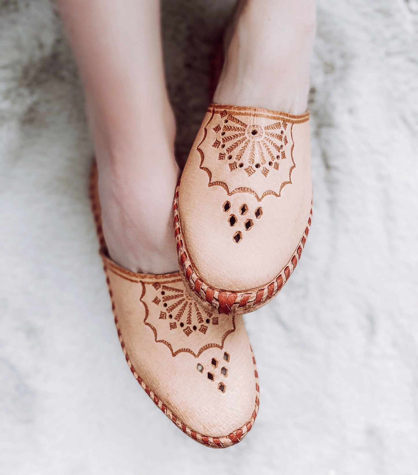 Wanderlust Closed Toe Slippers