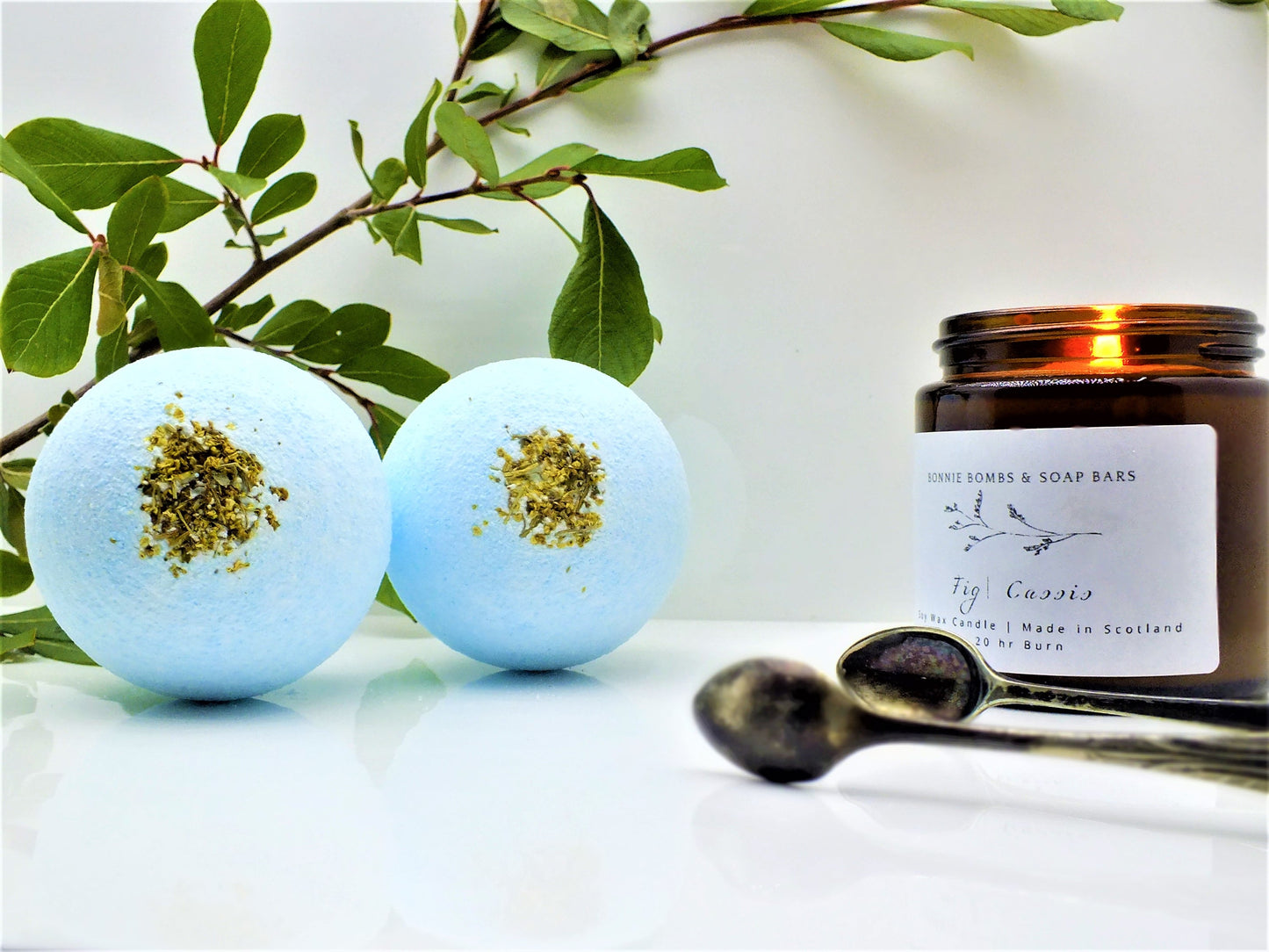 ELDERFLOWER BATH BOMB (PAIR)