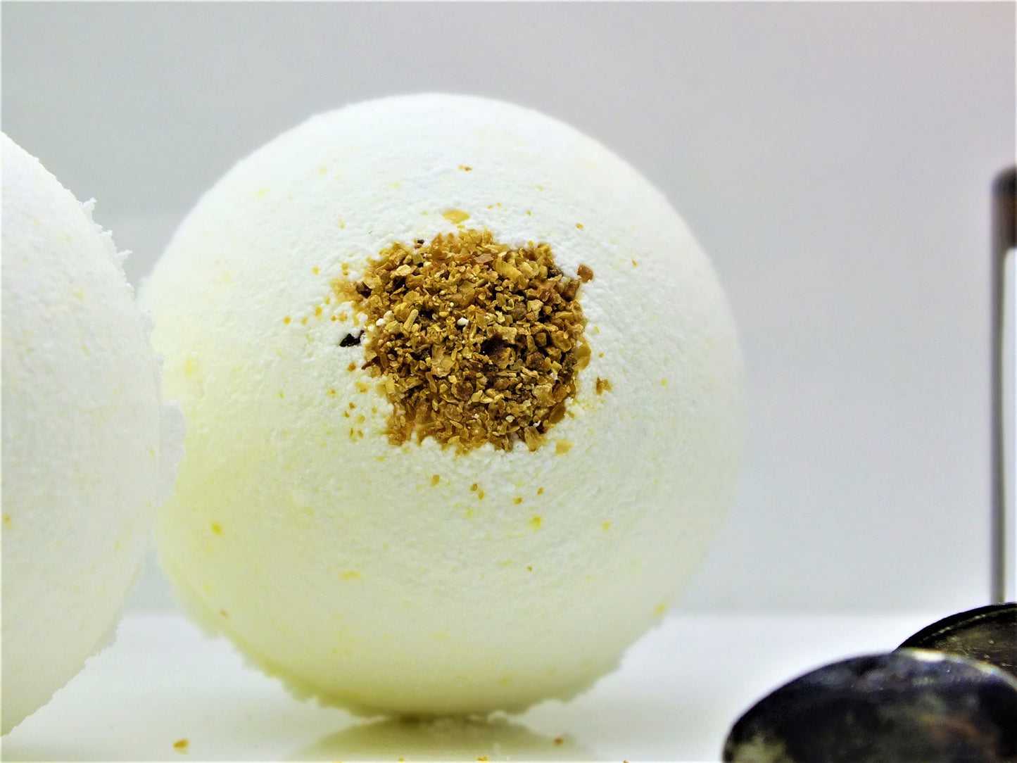 LEMON BATH BOMB (PAIR)