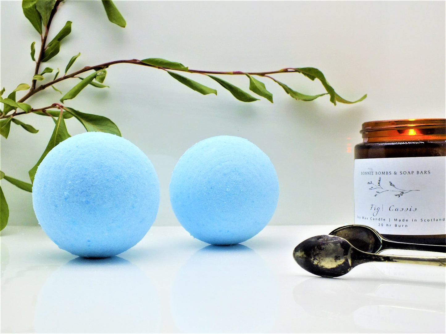 WHO'S THE BOSS  FOR (HIM) BATH BOMBS (PAIR)