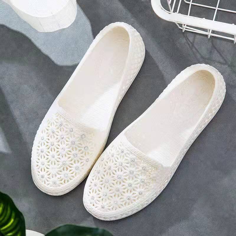 Hollow Out Crystal Beach Shoes