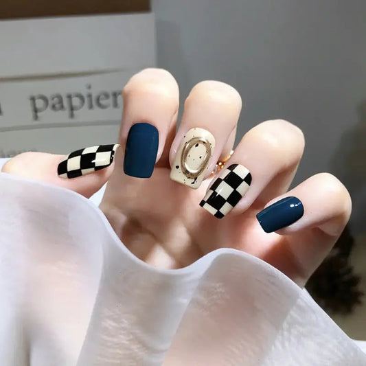 Navy & Checked Nails