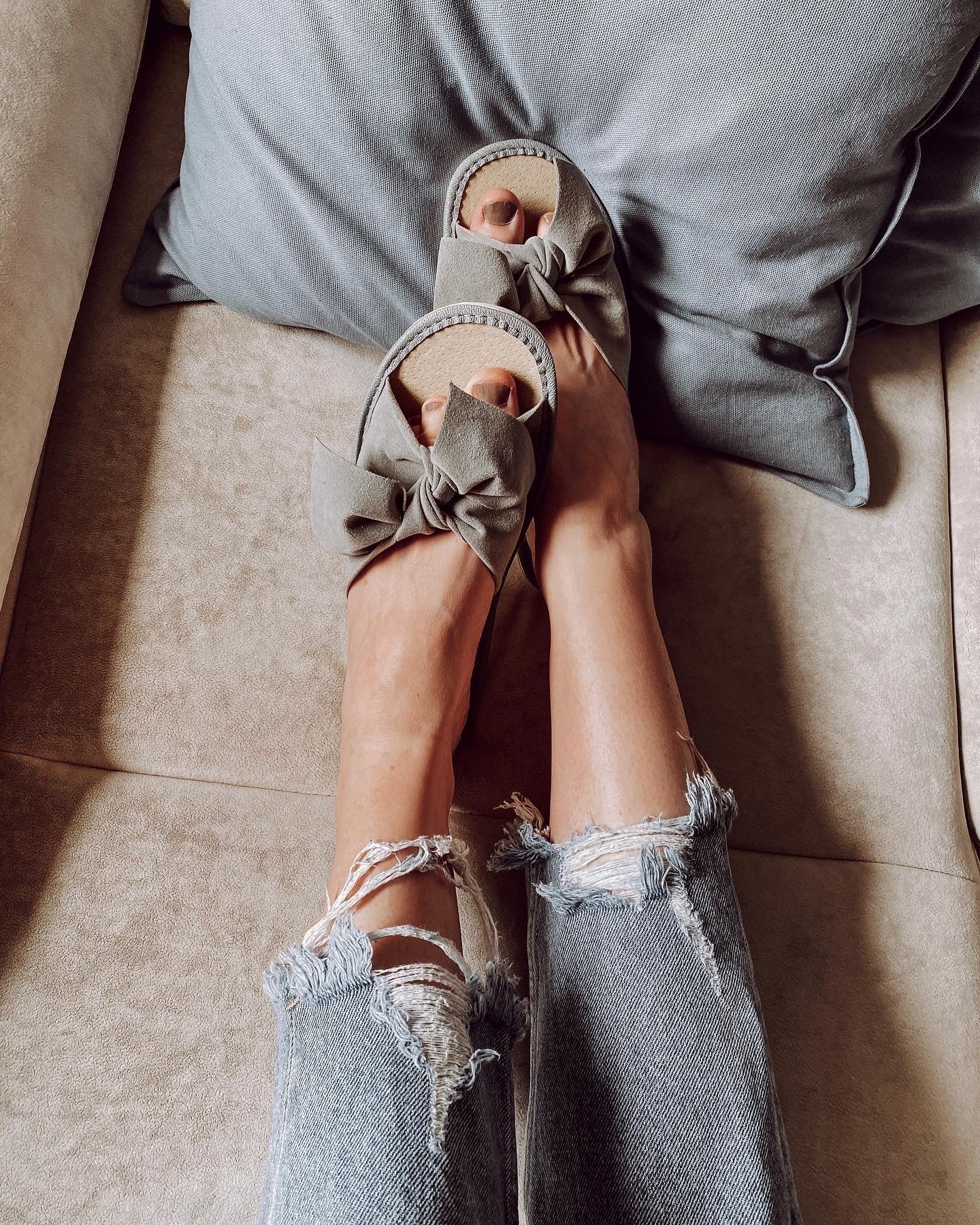 Grey Ribbon Slippers